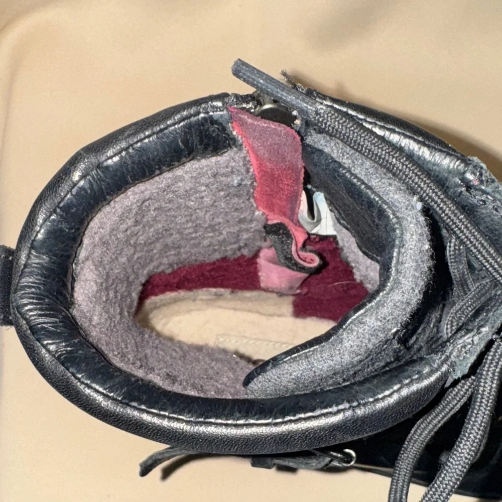 Women's UGG W Kesey Black & Grey Lace-Up Boots - Picture 6 of 10